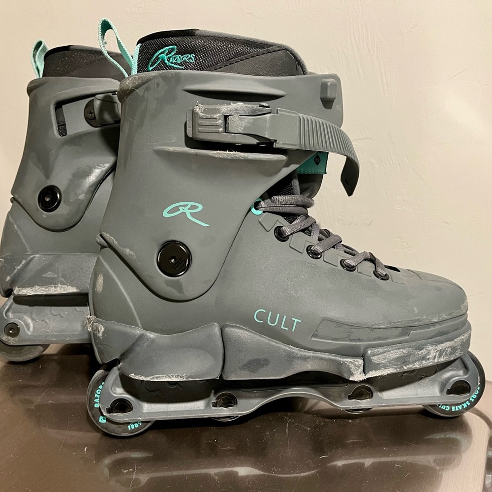 Razor Cult Inline Aggressive Skates